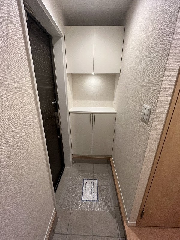 プラザエノモトⅢ 玄関