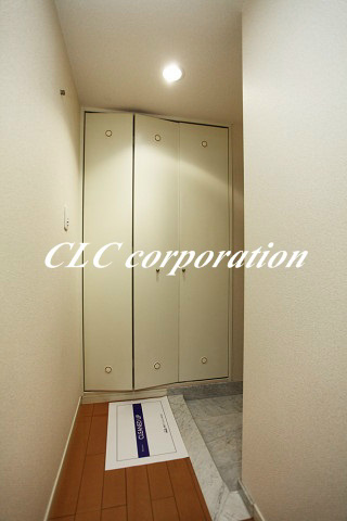 レジディア日本橋人形町 玄関