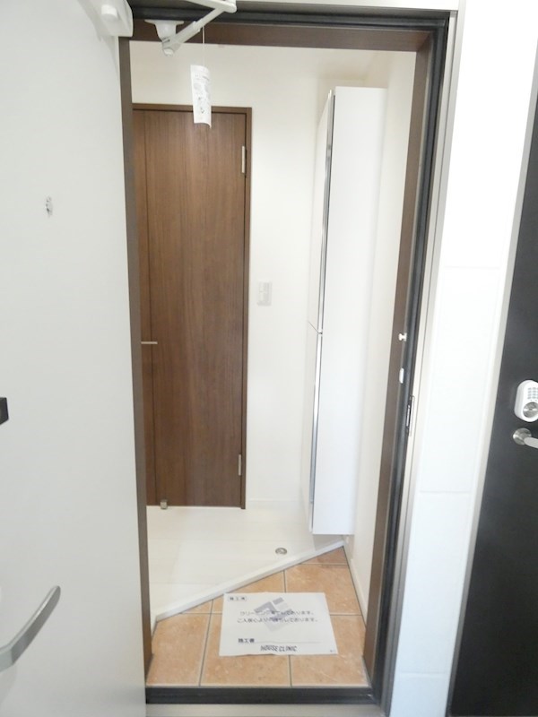 グランクオール中央 玄関