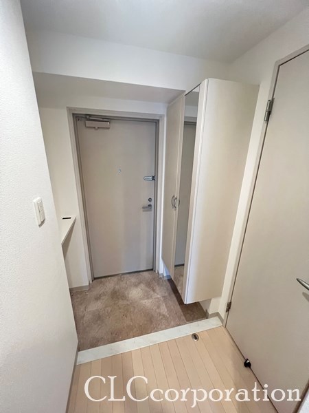 プライム・ガスク  玄関