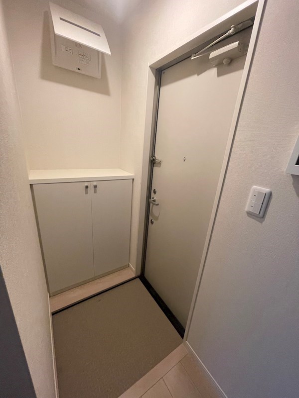 メイプルハイツ 玄関