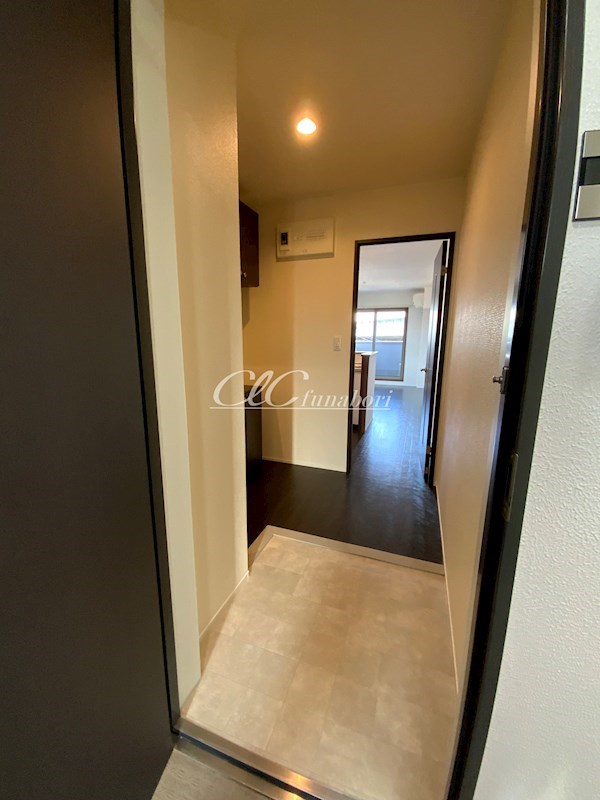 ハイネスメゾン成輪 玄関