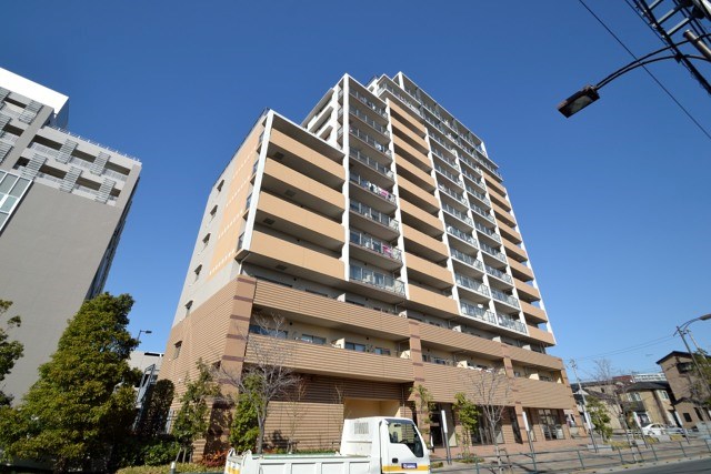 ロイヤルパークスシーサー 外観