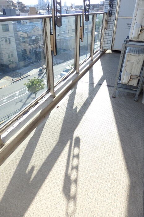 ロイヤルパークスシーサー ベランダ