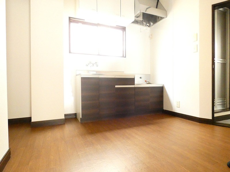 メゾンクレスト リビング