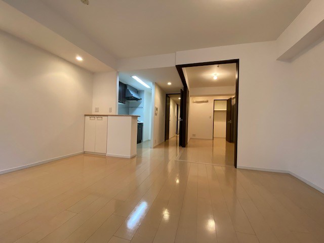 プライムアーバン日本橋大伝馬町 リビング