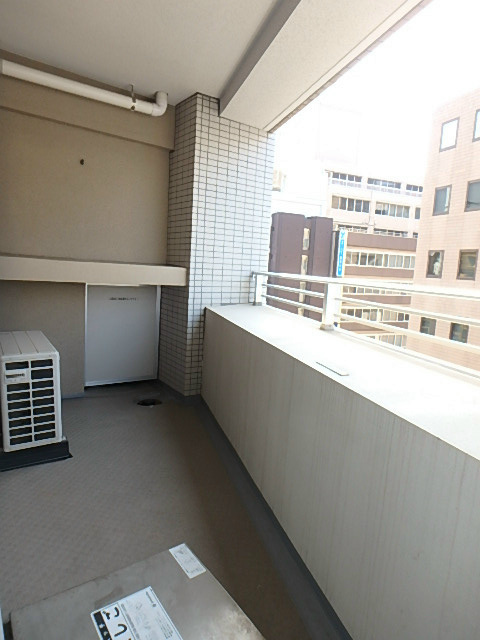 プライムアーバン日本橋大伝馬町 ベランダ