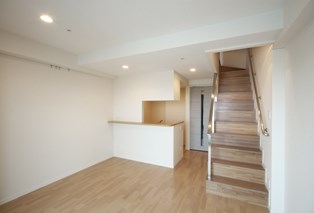 エスティメゾン王子 リビング