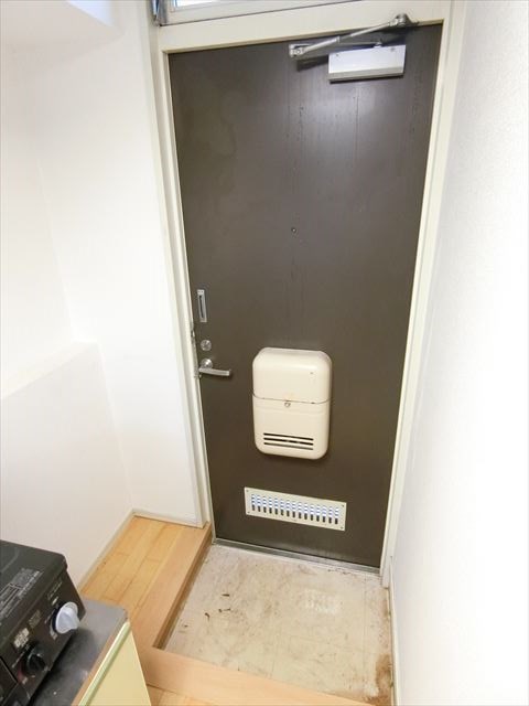 辰巳コーポ   玄関