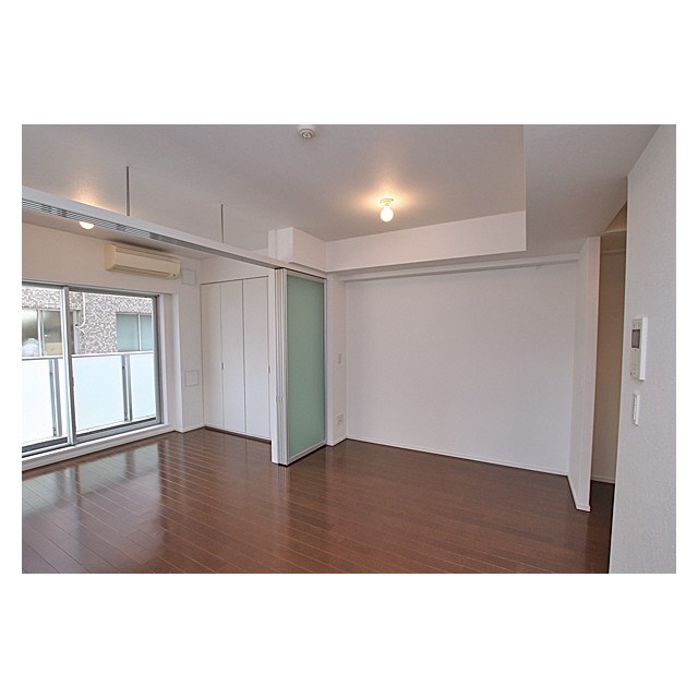 ドゥーエ日本橋浜町  ベッドルーム