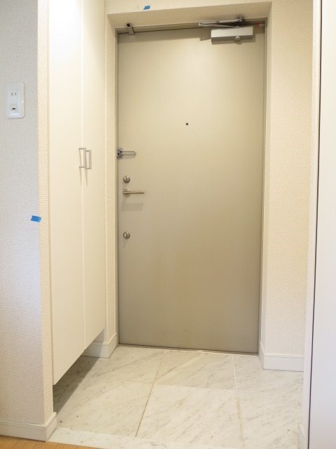 ルクレ日本橋馬喰町 玄関