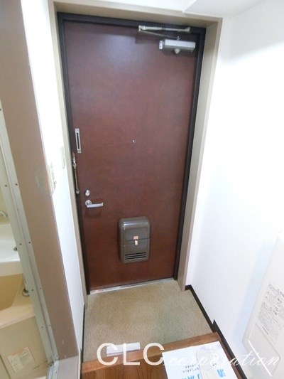 アレックスビル 玄関