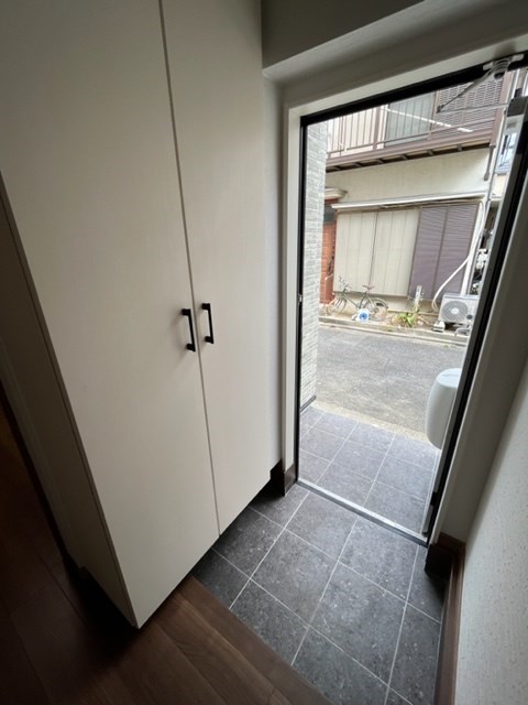 MIKA　RESIDENCE 玄関