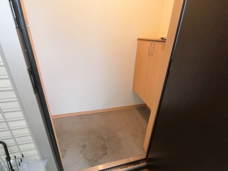 シュテルンビルトB 玄関