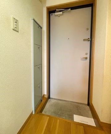 キャメル大島 玄関