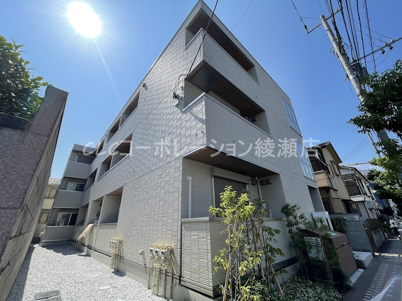 アンジュール綾瀬 外観