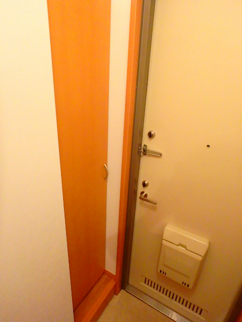 プレミールWADA  玄関