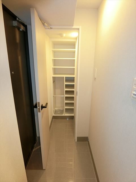 グランパセオ八丁堀Ⅱ  玄関