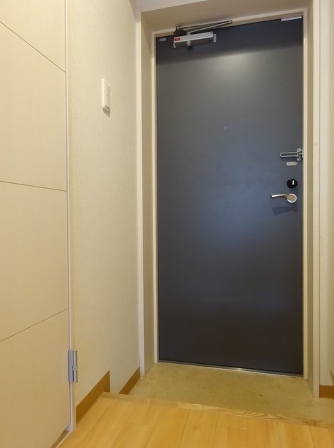 スコラタワー 玄関