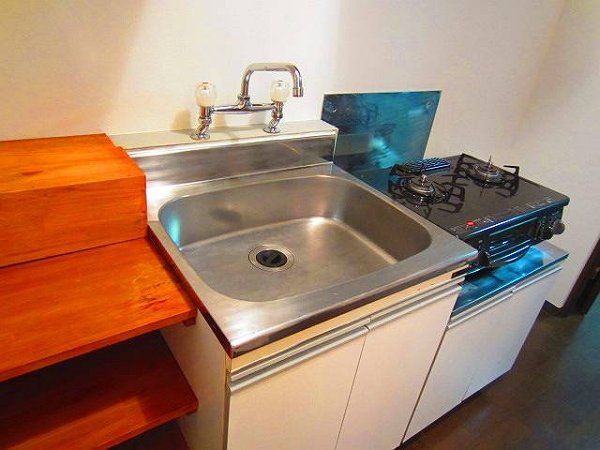 朋悠館 リビング