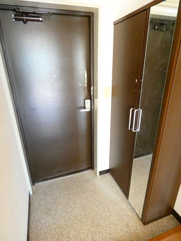 メゾンキィーズ   玄関