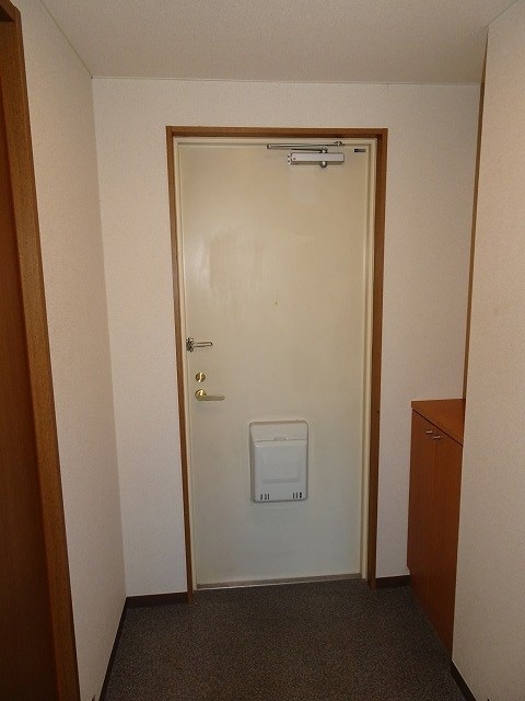 サンセル本所 玄関