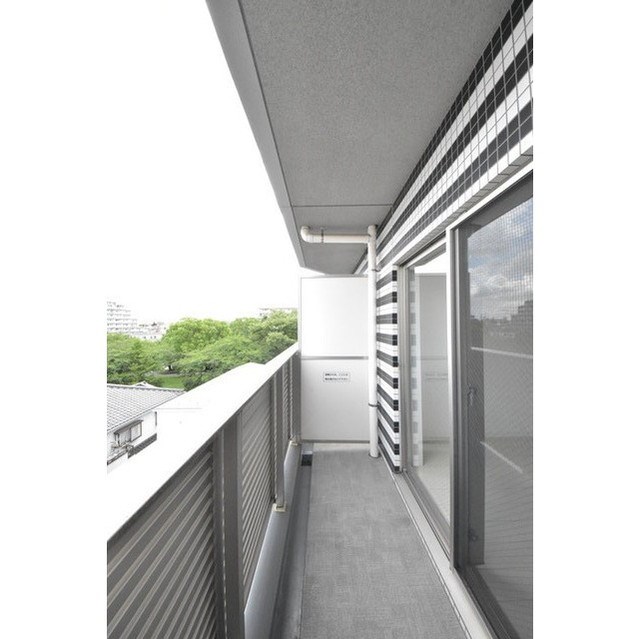 ARTECASA　Alivie綾瀬 ベランダ