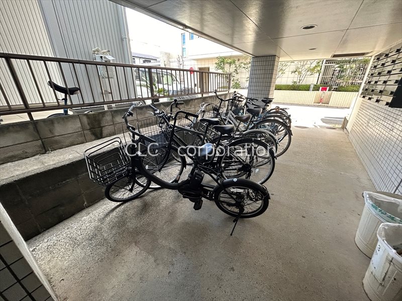 モア３ その他13