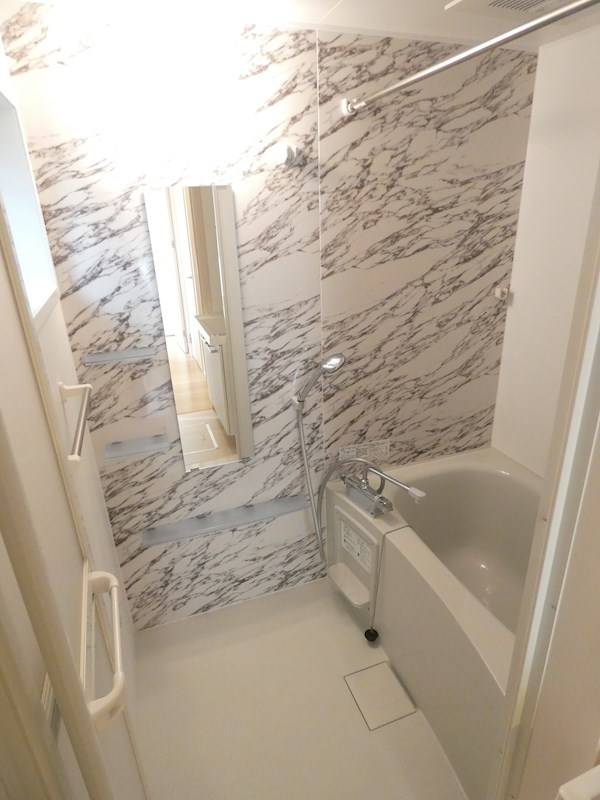 ラピス綾瀬 風呂画像