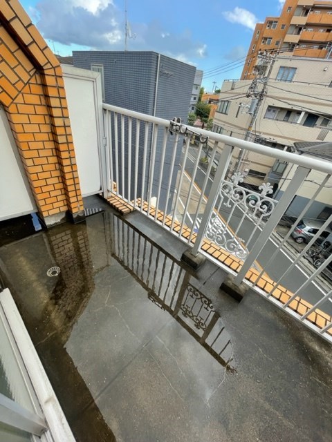 ハイム本一色  ベランダ