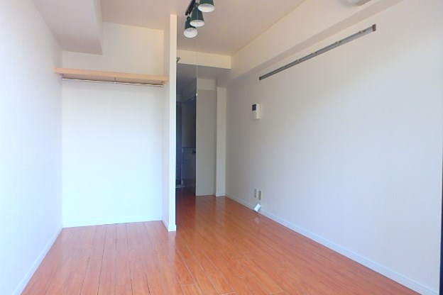 モア８  リビング