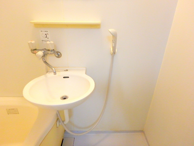 マリーナ・タカケンビル№６  その他4