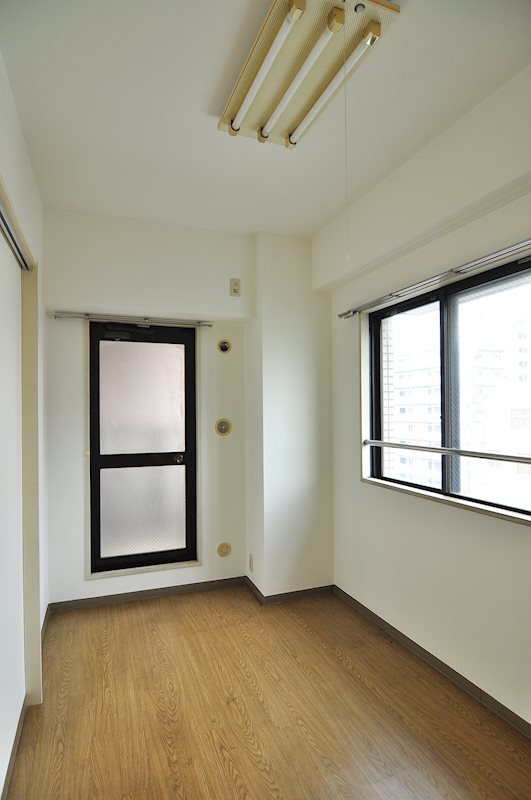 オークマンション ベッドルーム