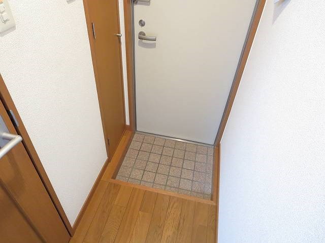 第三ホシノコーポ  玄関