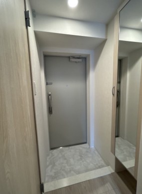 コンフォース堀切 玄関