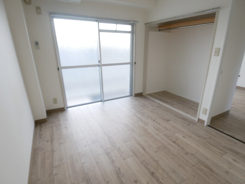 フローラ9 ベッドルーム