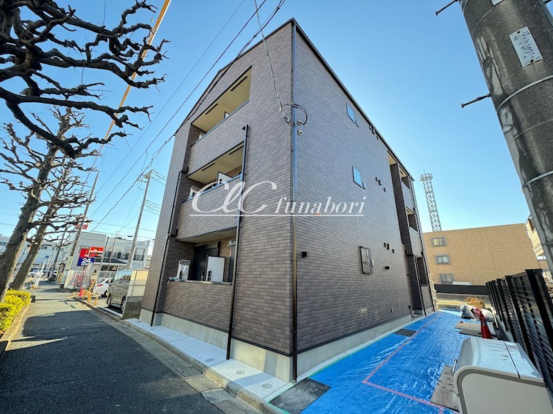 ESTATE PURE 新宿 外観