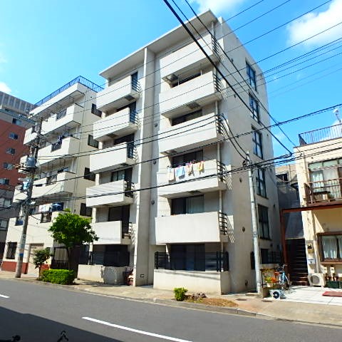 エストフルーヴ 外観