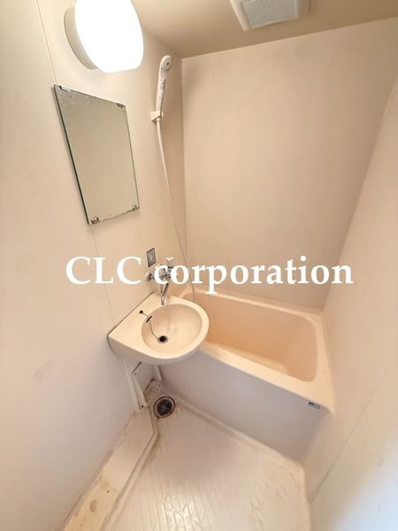 AIKUビル 風呂画像