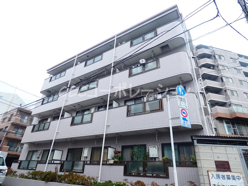 ロイヤルマンション綾瀬 外観