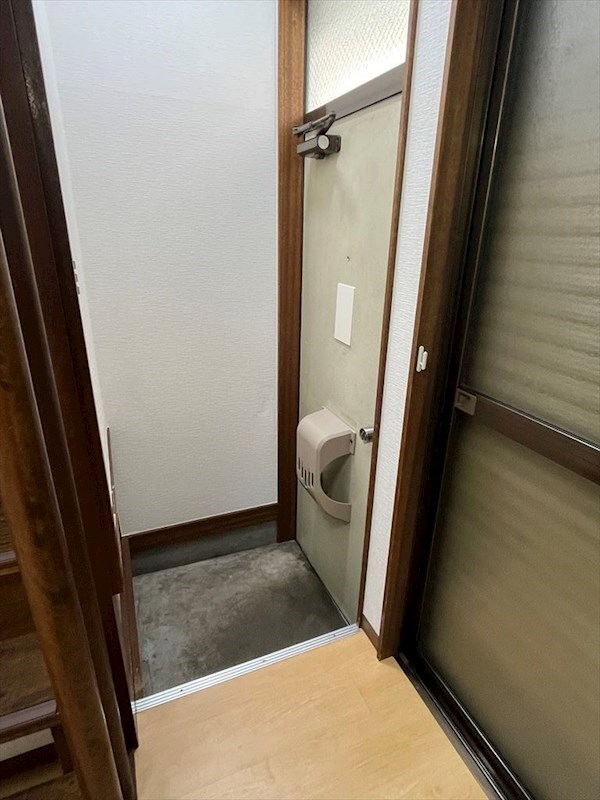 メゾン丸井 玄関