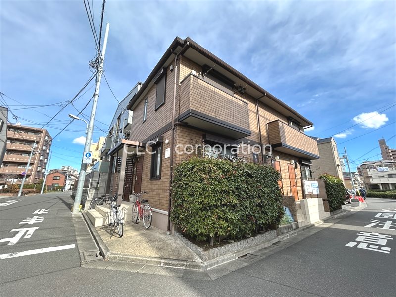 ピヴォワーヌ 外観