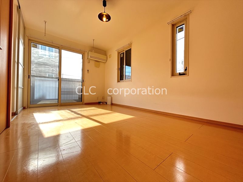 ピヴォワーヌ リビング