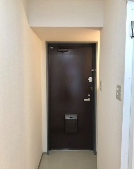 クレセール  玄関