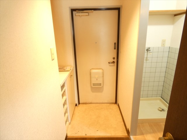 マンション鈴音   玄関