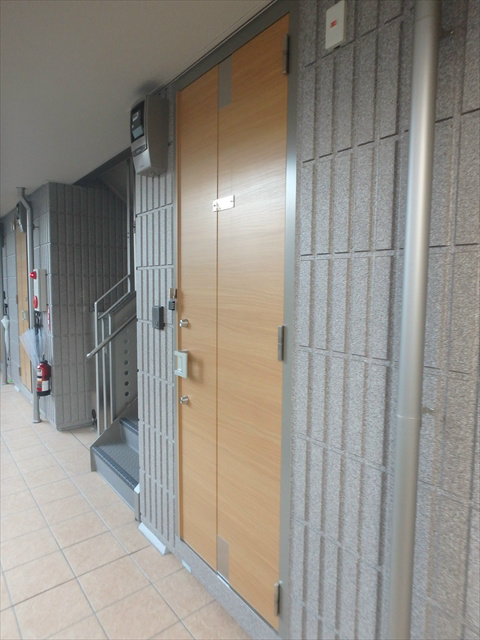 プリンス　サウス　292  玄関