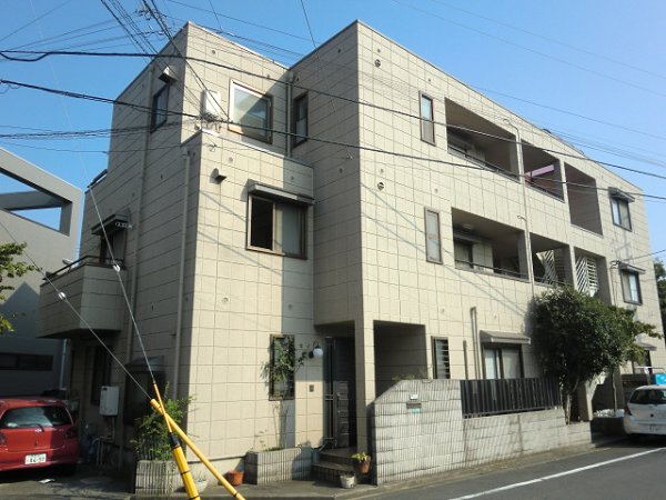 ヴィラージュエム 203号室 外観