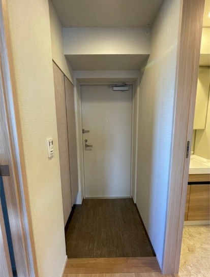 ラグゼナ町屋 玄関