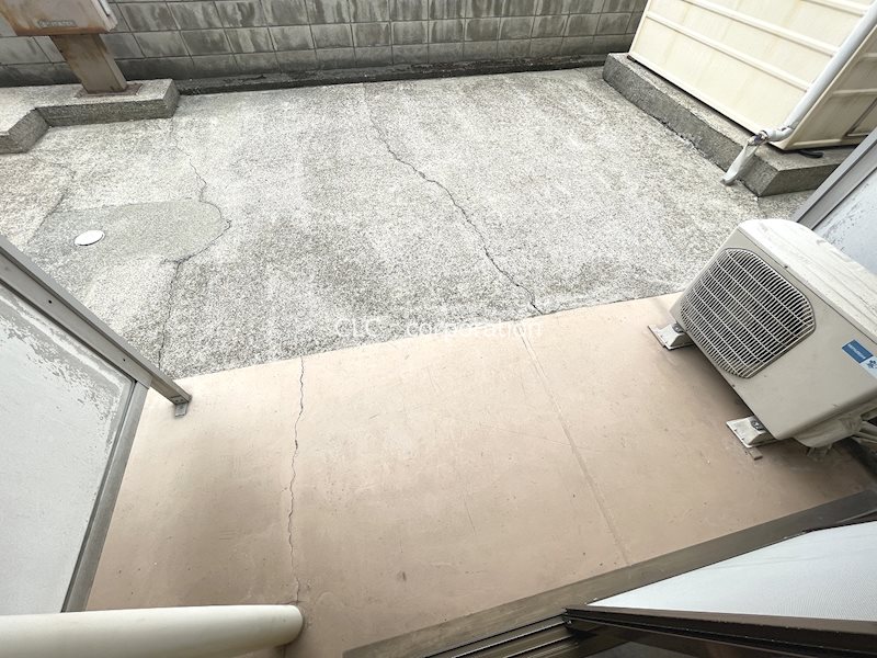 モア6  ベランダ