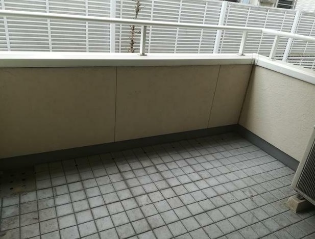 グリンゲイブルスの家 ベランダ